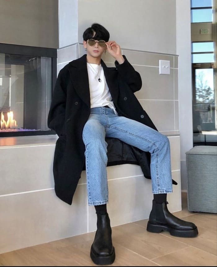 phối áo măng tô nam với quần jean