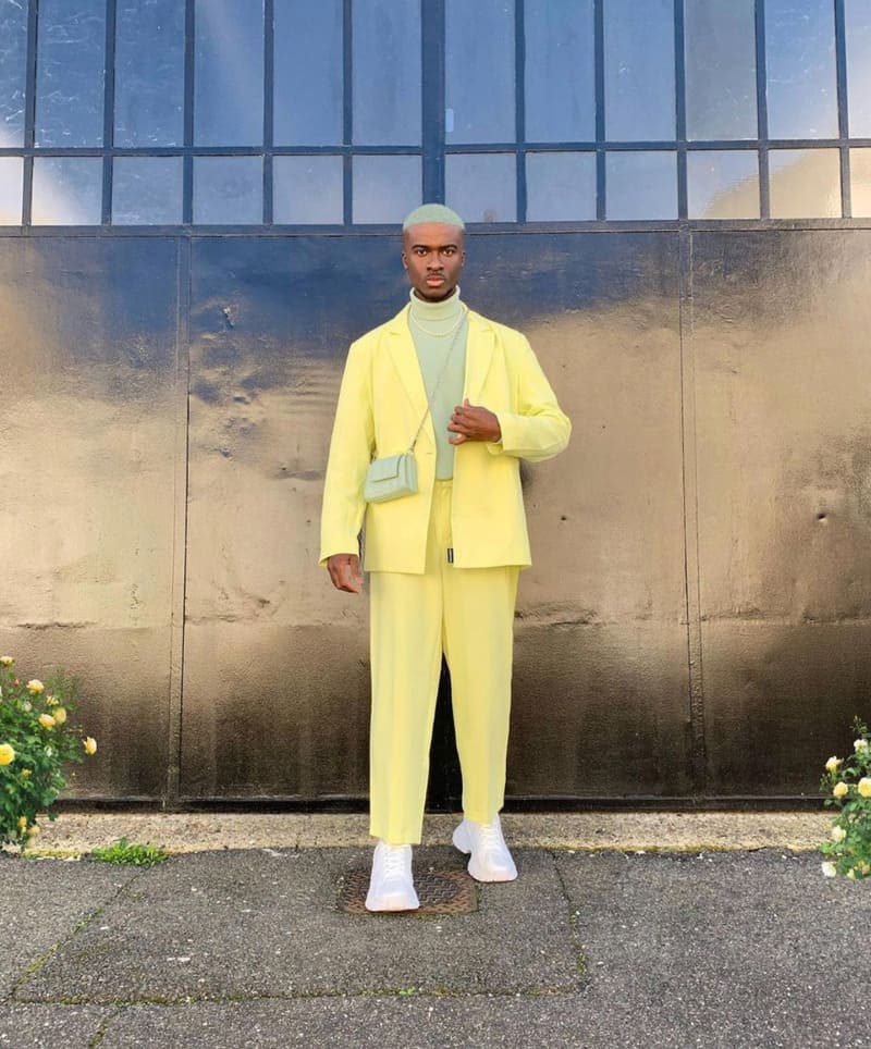 phối đồ với áo blazer nam cùng áo len cổ lọ