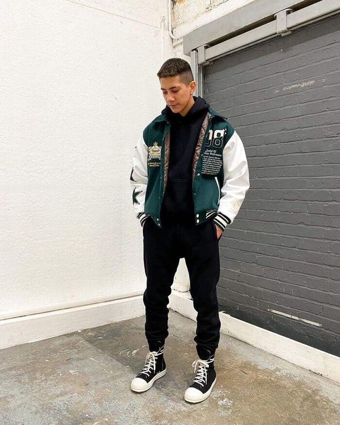 phối đồ với áo khoác nam cùng áo hoodie
